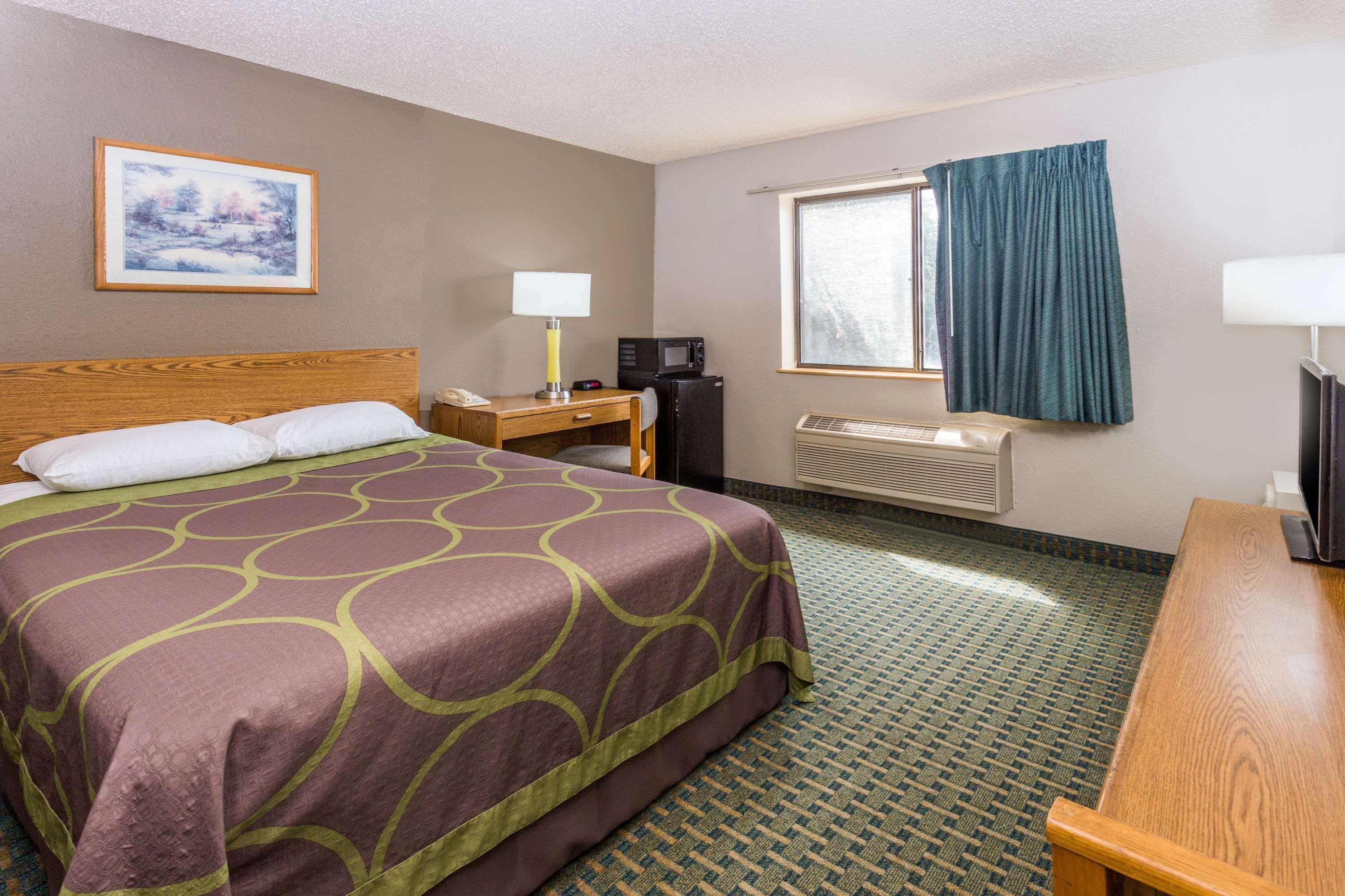 Super 8 By Wyndham St. Charles Hotel Saint Charles Kültér fotó